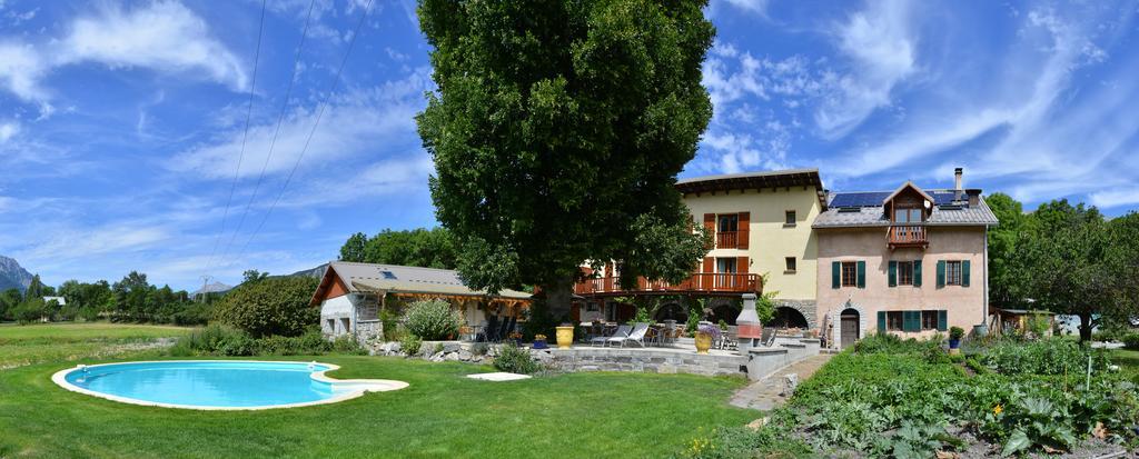 L'Escale En Ubaye Bed & Breakfast Saint-Pons  Eksteriør bilde